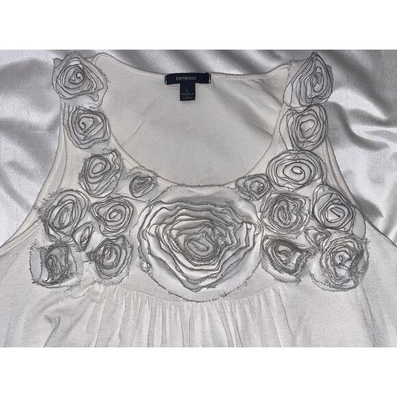 Flower Embellished Blouse by Espresso - Size L - Beautiful Sculped Flowers - Picture 3 of 8